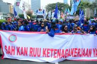 Businesses warn against more rigid manpower law