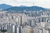 Seoul Home Prices Soar as Provinces Pile Up Unsold Units