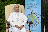 Hundreds of children join Pope Leo XIV in praying the rosary for peace in Vatican Gardens