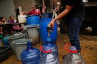 Indonesian villagers on Borneo struggle for water as El Niño intensifies peatland fires