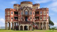 Unfinished Waterfront ‘Taj Mahal’ on Mississippi’s ‘Secret Coast’ Returns to the Market With $2.5 Million Price Tag