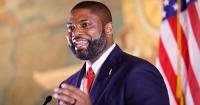 Byron Donalds to spend at least $1 million on new Spanish-language campaign ads