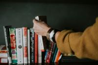 Chris Battle: Why don’t our politicians read anymore?