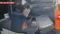 Taxi in Taiwan allegedly refuses Korean passengers, damages property