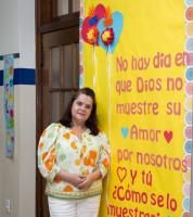 Holy Trinity’s Muñoz connects generations through teaching Spanish