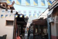 Bosnia and Herzegovina Enters Final Day of Campaigning with Crowded Ballot, New Voting Technology