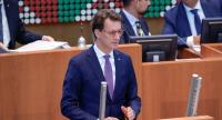 North Rhine-Westphalia’s popular premier gains prominence amid Merz’s setbacks