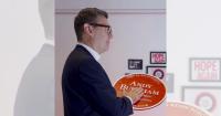 Prime Minister dedicates plaque to inspire students at his former high school