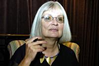 Why Is Joan Barfoot’s First Novel Catching Fire Fifty Years Later?