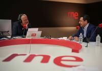 Andalusian regional president calls for national elections after parliament rejects housing decrees