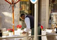 Spain's employment figures hit best September on record thanks to regularisation process, although number of unemployed increases by 23,500