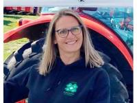 Lambton volunteer wins 4-H award