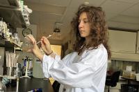 UW-Milwaukee helps student grow her love of science – and her confidence