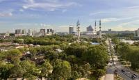 Malaysia court rejects 'act of God' defense in 2021 flood case, finds government negligent