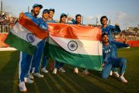 India retain Games cricket title