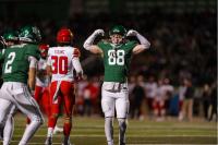 Healthy Huskies receiver Vavra embracing senior season following ACL tear