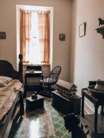 6 Reasons Gen Z Does Not Want to Keep Every Piece of Family Furniture