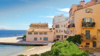 Dream job opportunity for Scots on French Riviera with free beachside accommodation
