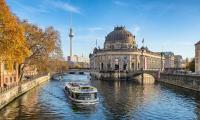 Airport to the bar in 15 minutes! Autumn city breaks with quick transfers - including Malaga, Krakow and Copenhagen