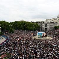 Thousands protest in Spain after housing relief rejected