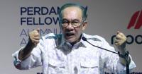 Malaysia's Anwar hints at Budget 2027 help for hungry university students, urges youth to lead now