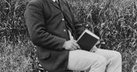 A Swedish hired man, a Glover farm and a pauper's grave