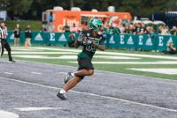 Eagles silence the hype: Eastern Michigan dominates UMass 38-14