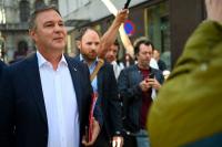 Austrian government’s No. 2 figure says he will step down