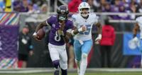 After an impressive 1st half, Lamar Jackson leaves Baltimore's game against Titans with ankle injury