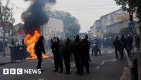 France to close up to 500 schools on Monday over student protests