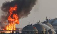 Houthis launch fresh strikes on Saudi oil sites as Western-backed government forces vow to retake all territory from Yemeni rebels