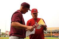 Dave Van Horn press conference: Arkansas baseball coach recaps sweep of Little Rock
