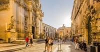 I discovered Italy’s ‘golden’ city that’s just like Florence without the crowds