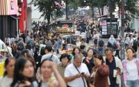 Chinese Tourists Top 800,000 a Month as Korean Budget Carriers Race to Add China Routes