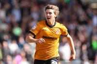 Midfielder returns to Wolves early from international duty with issue to assess