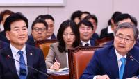Ministers clash over response to North Korean provocation