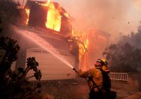 Report: Delayed Evacuations, Command Failures Hampered Los Angeles Fire Response