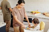 Expert Explains How Childhood Diets Can Shape Eating Habits Later in Life