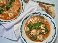 Recipe: Creamy tortellini sausage soup