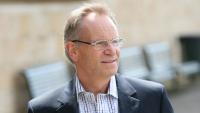 Best-selling British author Jeffrey Archer dies a day before releasing final book