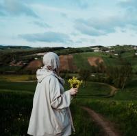 Names and Identity in the Diaspora: Living Between Cultures