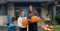 Two Milwaukee friends turned their love of fall into a pumpkin porch business