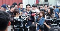 Shen, Chiang open to debate over drug policy in Taipei mayoral race