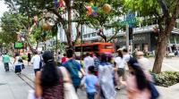 Singapore retail sales rise in August on higher cosmetics, phone purchases 