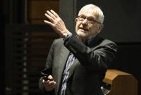 Belgian physicist Francis Halzen wins the Nobel physics prize