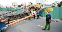 Tens-of-tons machine topples onto Ho Chi Minh City street