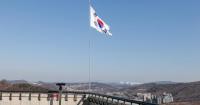 North Korea threatens with a harsh reprisal if a South Korean soldier crosses a millimeter the border