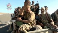Yemen forces run armored vehicles over Houthis