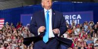 Fashion guru exposes damning detail in Trump's 'cheap' rally suit: 'I wonder why'