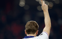 Kane equals Shilton's caps record, scores 91st goal for England